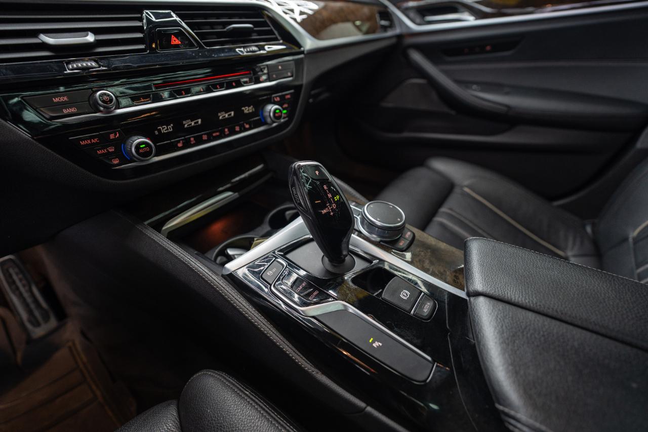 BMW 5-Series 530i xDrive 2017