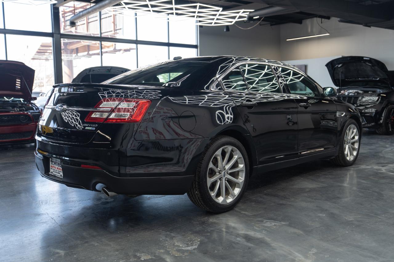 Ford Taurus Limited AWD 2018