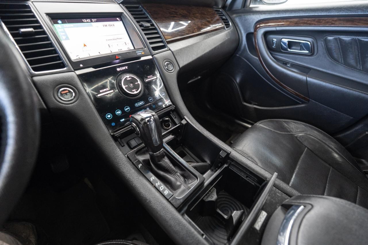 Ford Taurus Limited AWD 2018