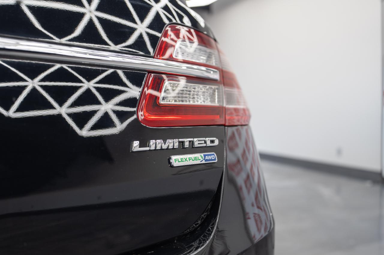 Ford Taurus Limited AWD 2018