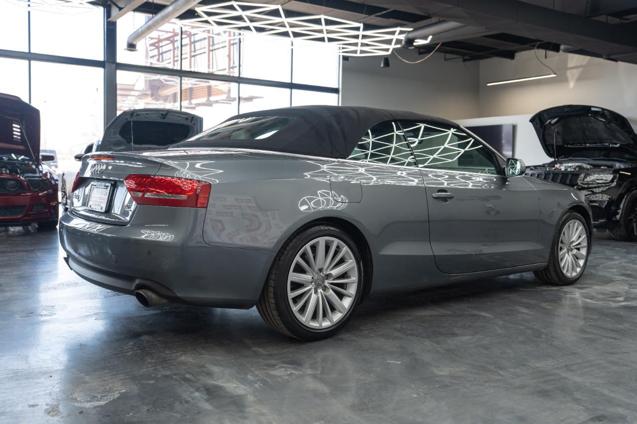 Audi A5 2.0T Premium Plus Cabriolet quattro 2012
