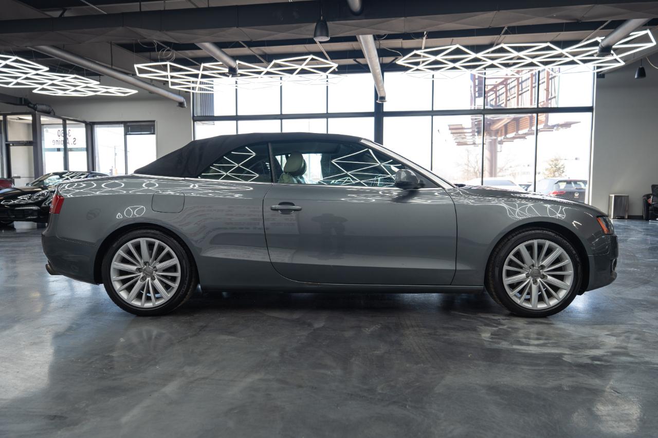 Audi A5 2.0T Premium Plus Cabriolet quattro 2012