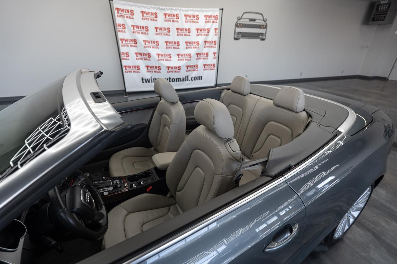 Audi A5 2.0T Premium Plus Cabriolet quattro 2012