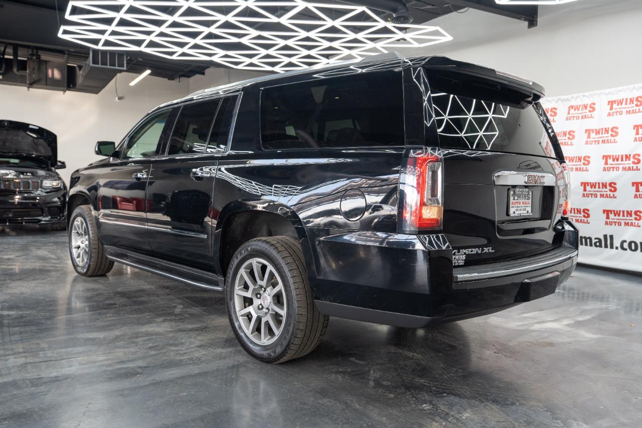 GMC Yukon XL Denali 4WD 2020