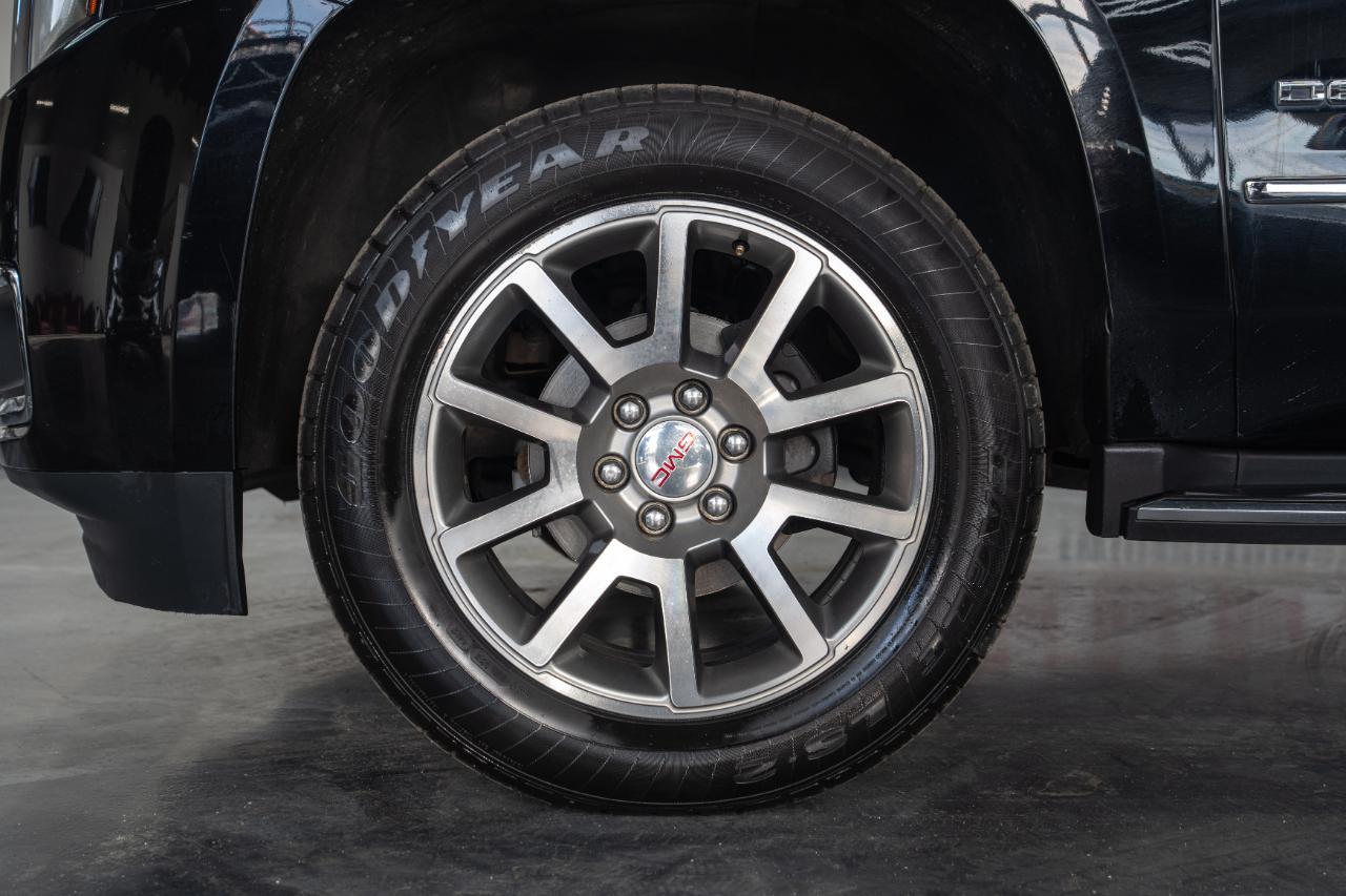 GMC Yukon XL Denali 4WD 2020