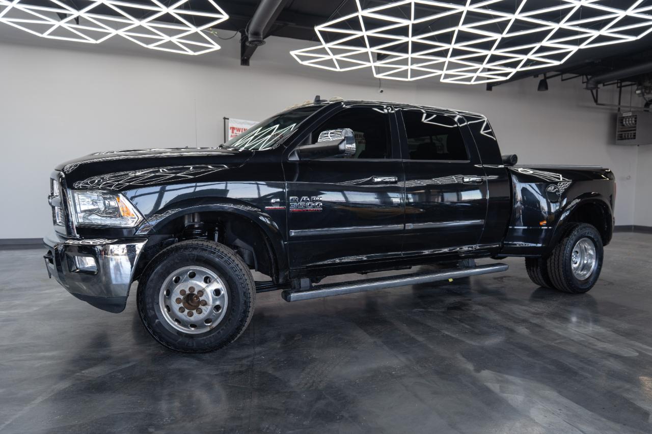 RAM 3500 Laramie Mega Cab 4WD DRW 2015