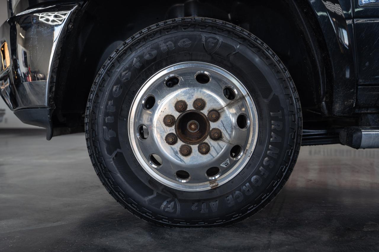 RAM 3500 Laramie Mega Cab 4WD DRW 2015