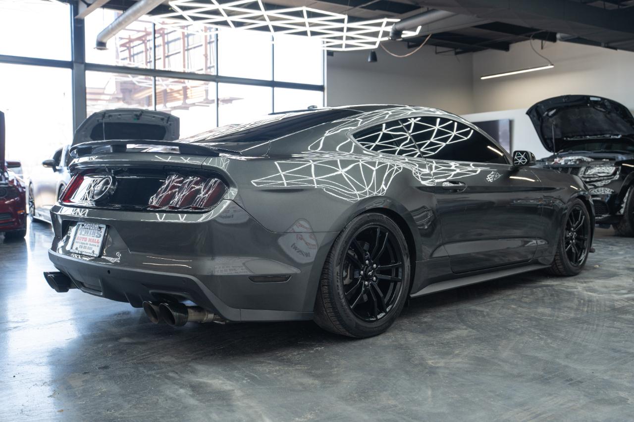 Ford Mustang GT Premium Coupe 2016