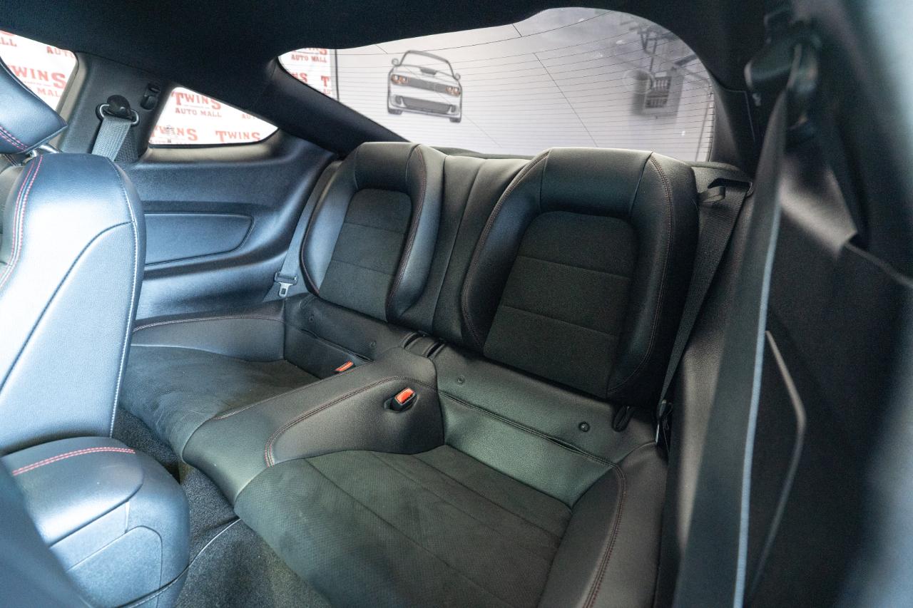 Ford Mustang GT Premium Coupe 2016