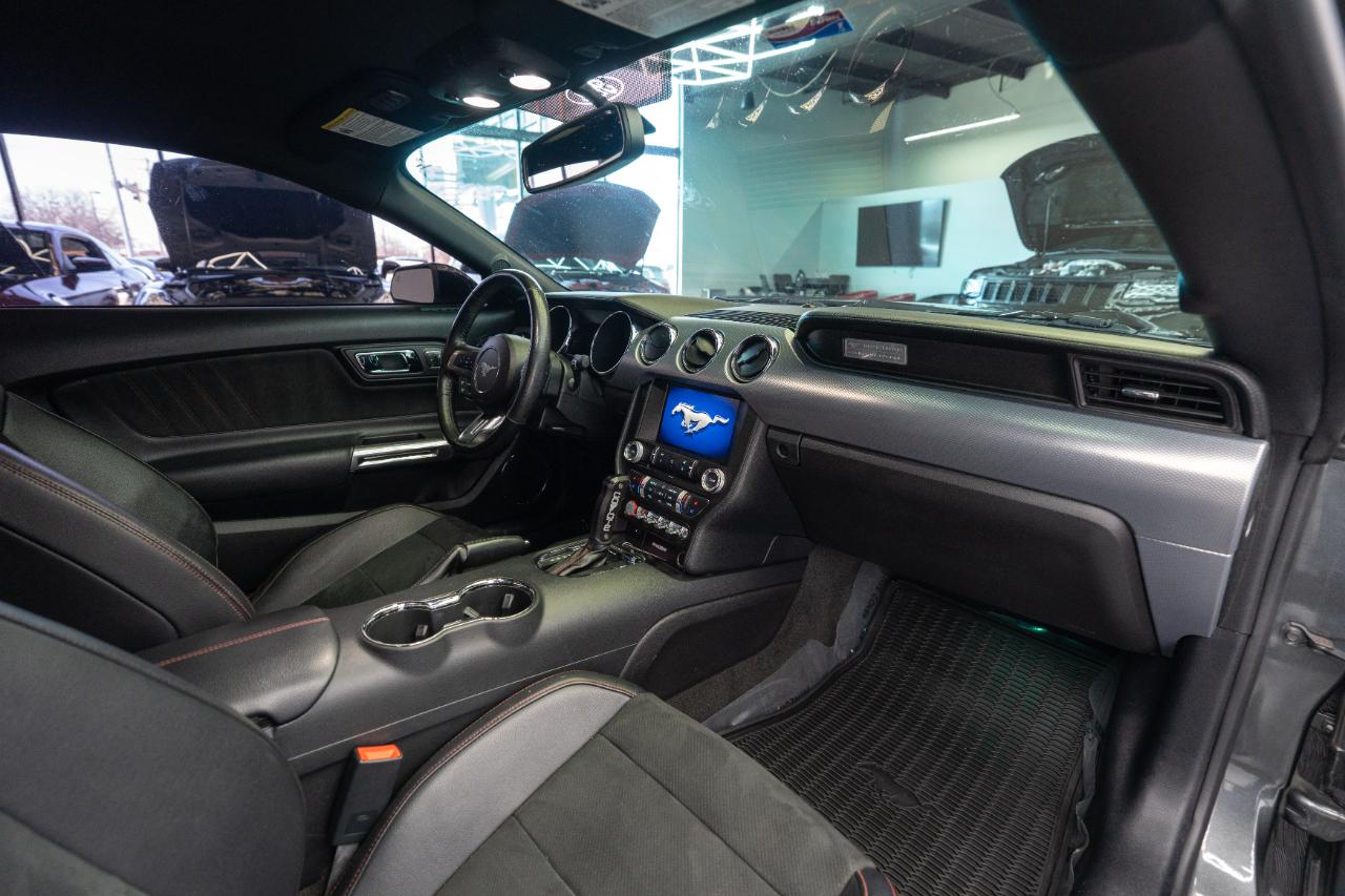 Ford Mustang GT Premium Coupe 2016