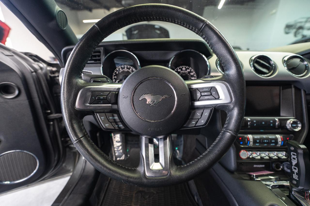 Ford Mustang GT Premium Coupe 2016