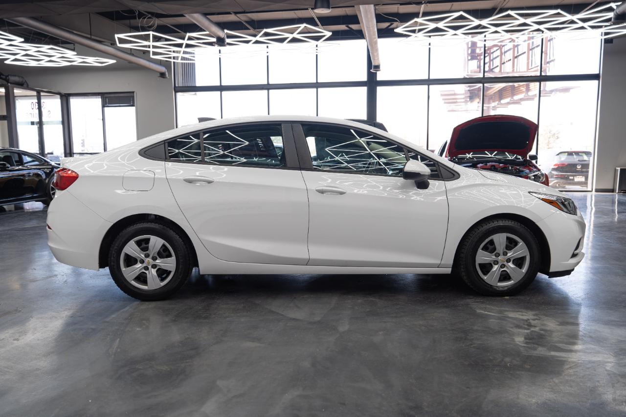 Chevrolet Cruze LS Auto 2016