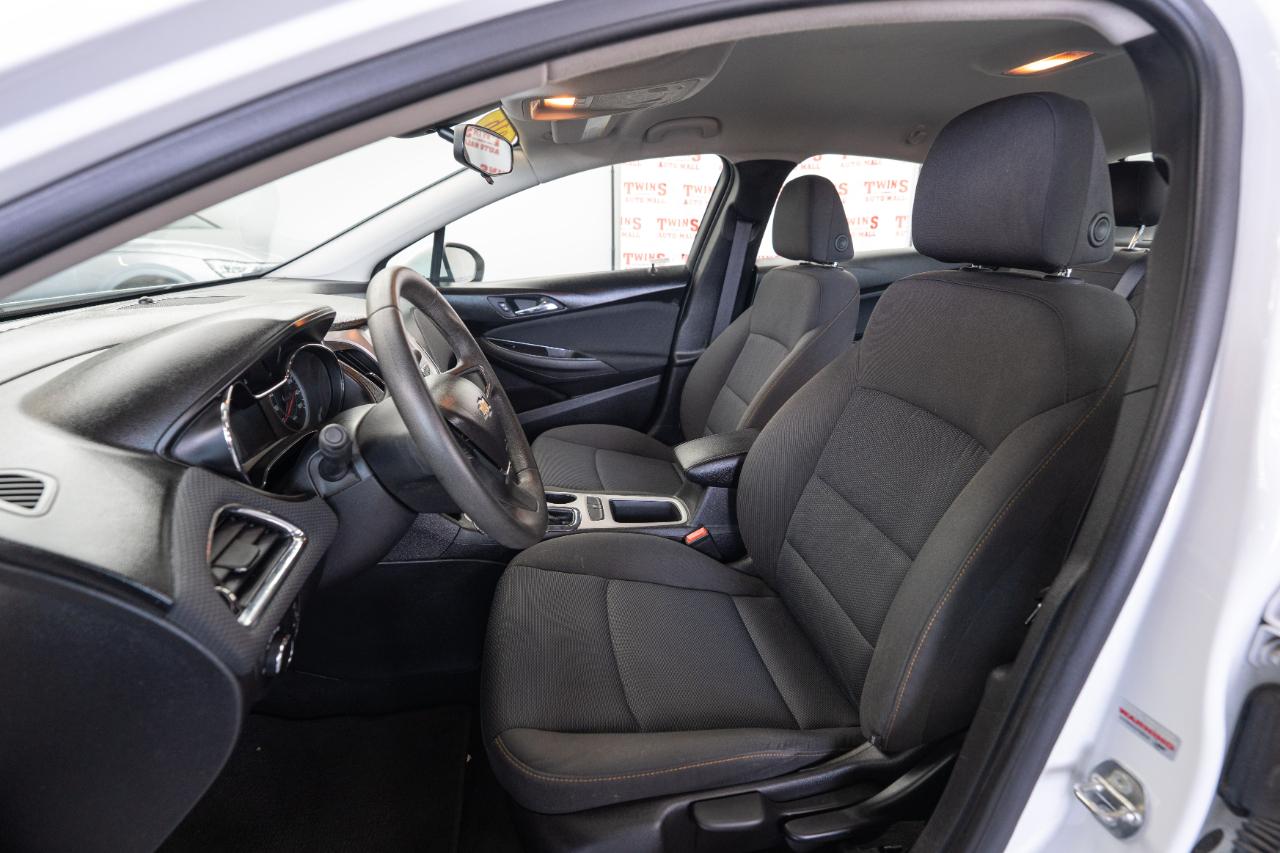 Chevrolet Cruze LS Auto 2016