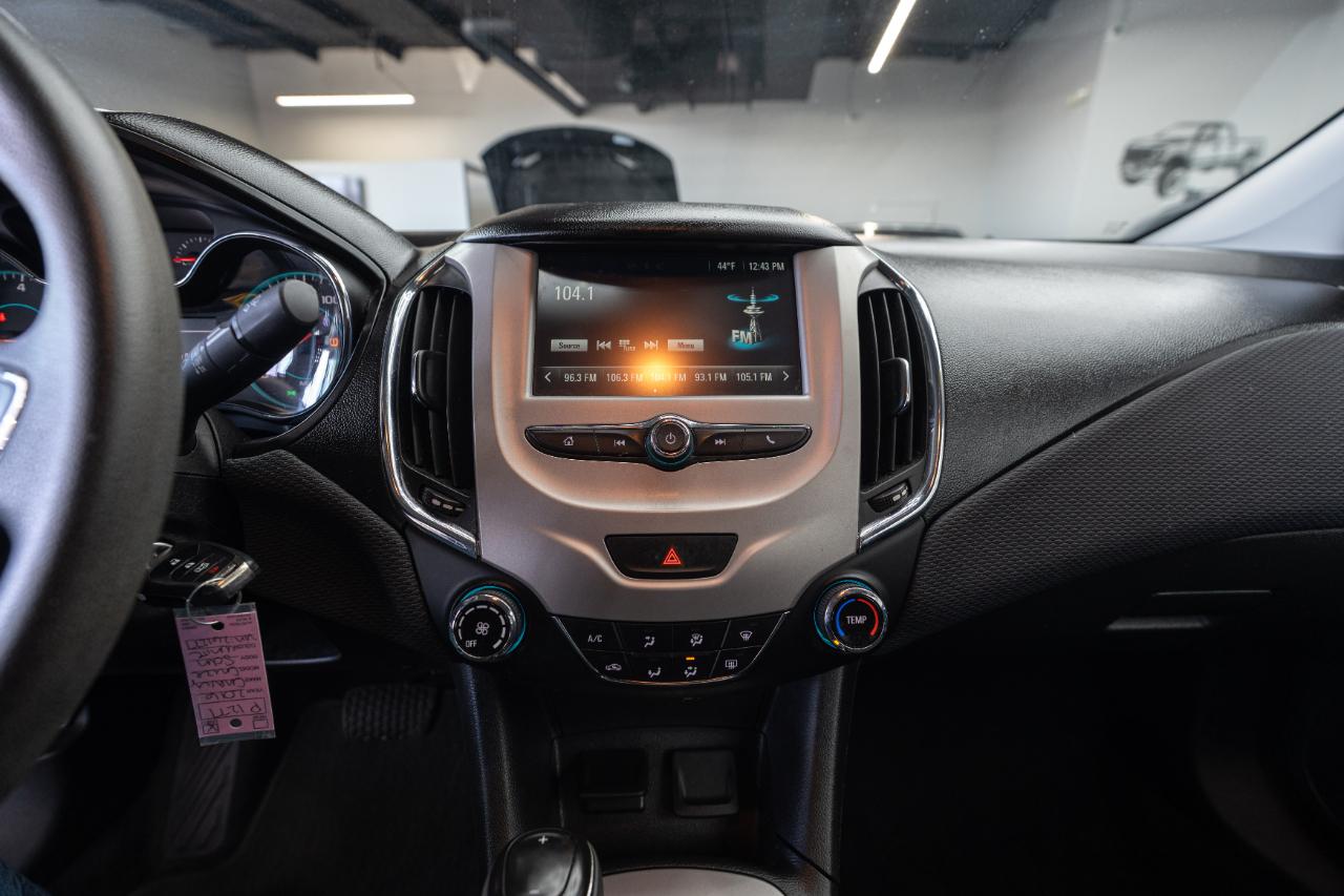 Chevrolet Cruze LS Auto 2016