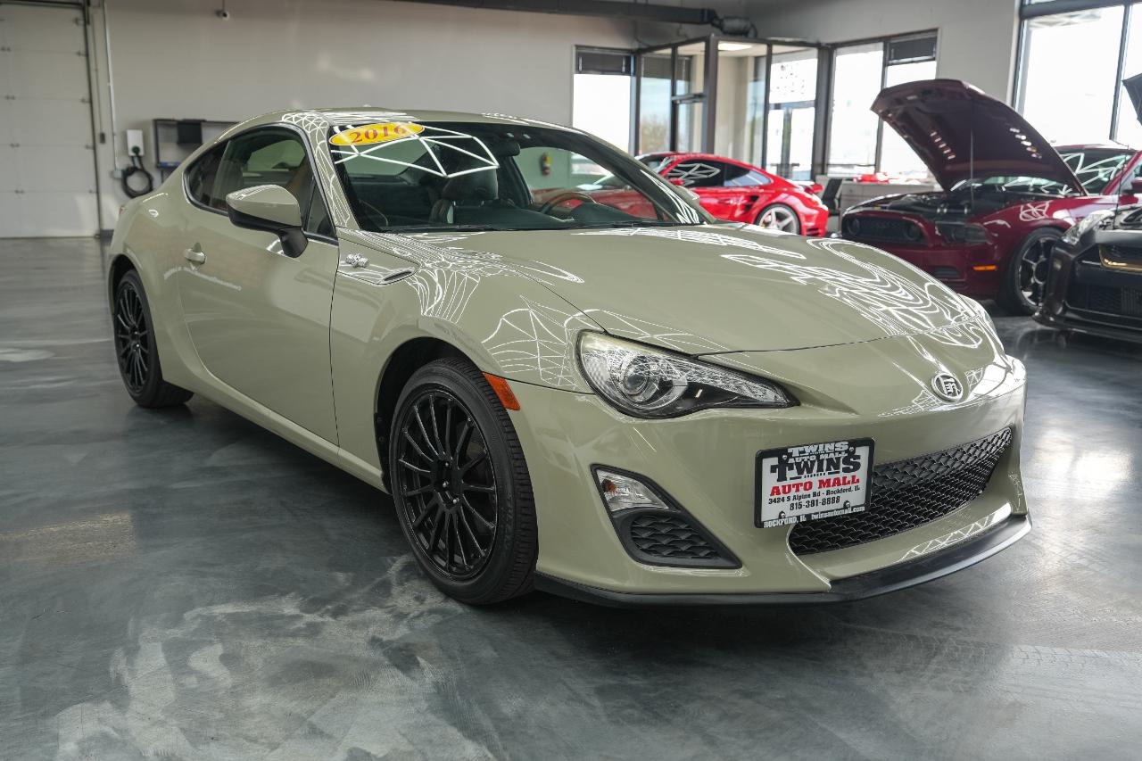 Scion FR-S 6MT 2016
