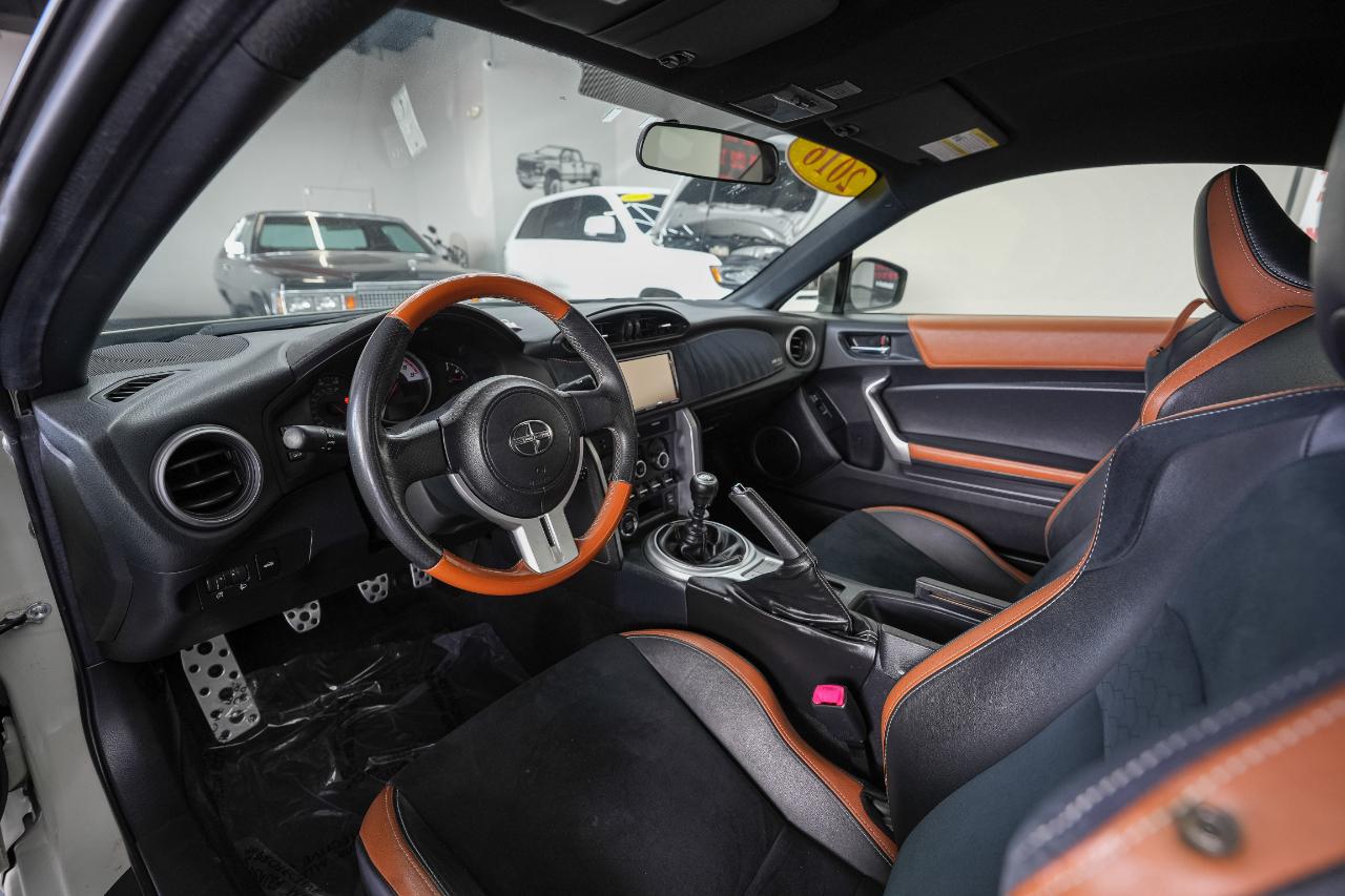 Scion FR-S 6MT 2016