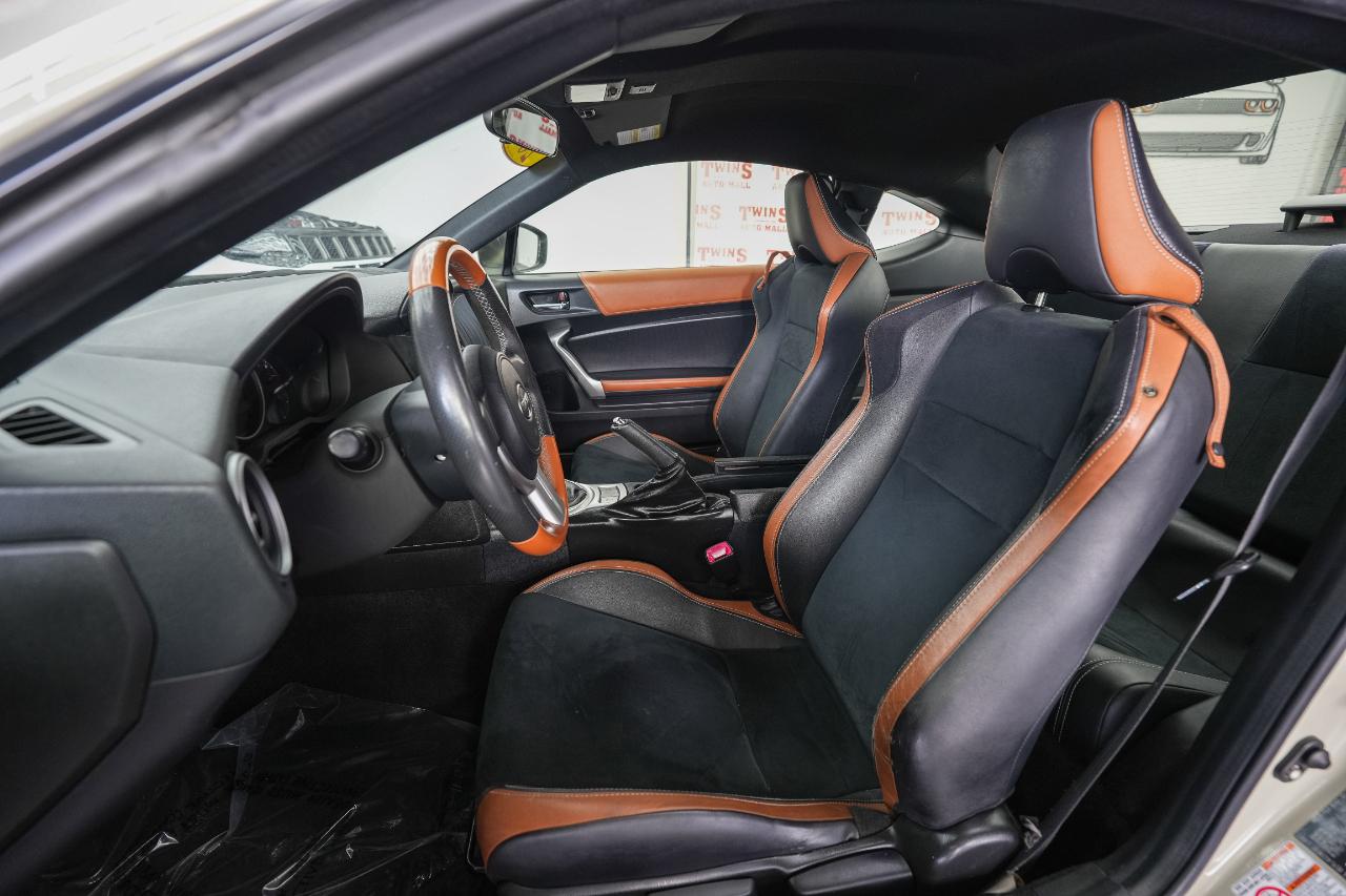 Scion FR-S 6MT 2016