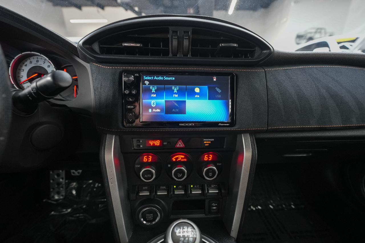 Scion FR-S 6MT 2016