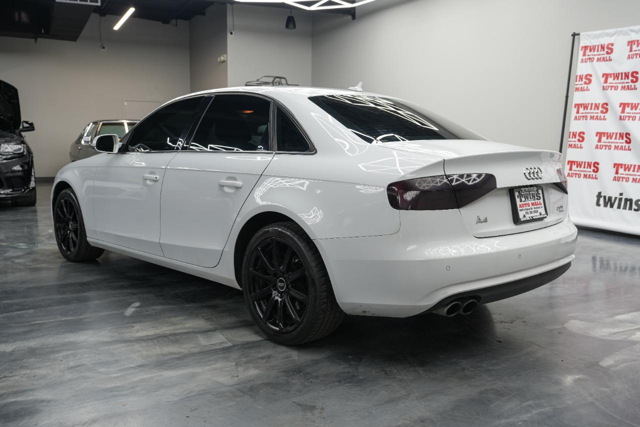 Audi A4 2.0T Premium Sedan quattro Manual 2013