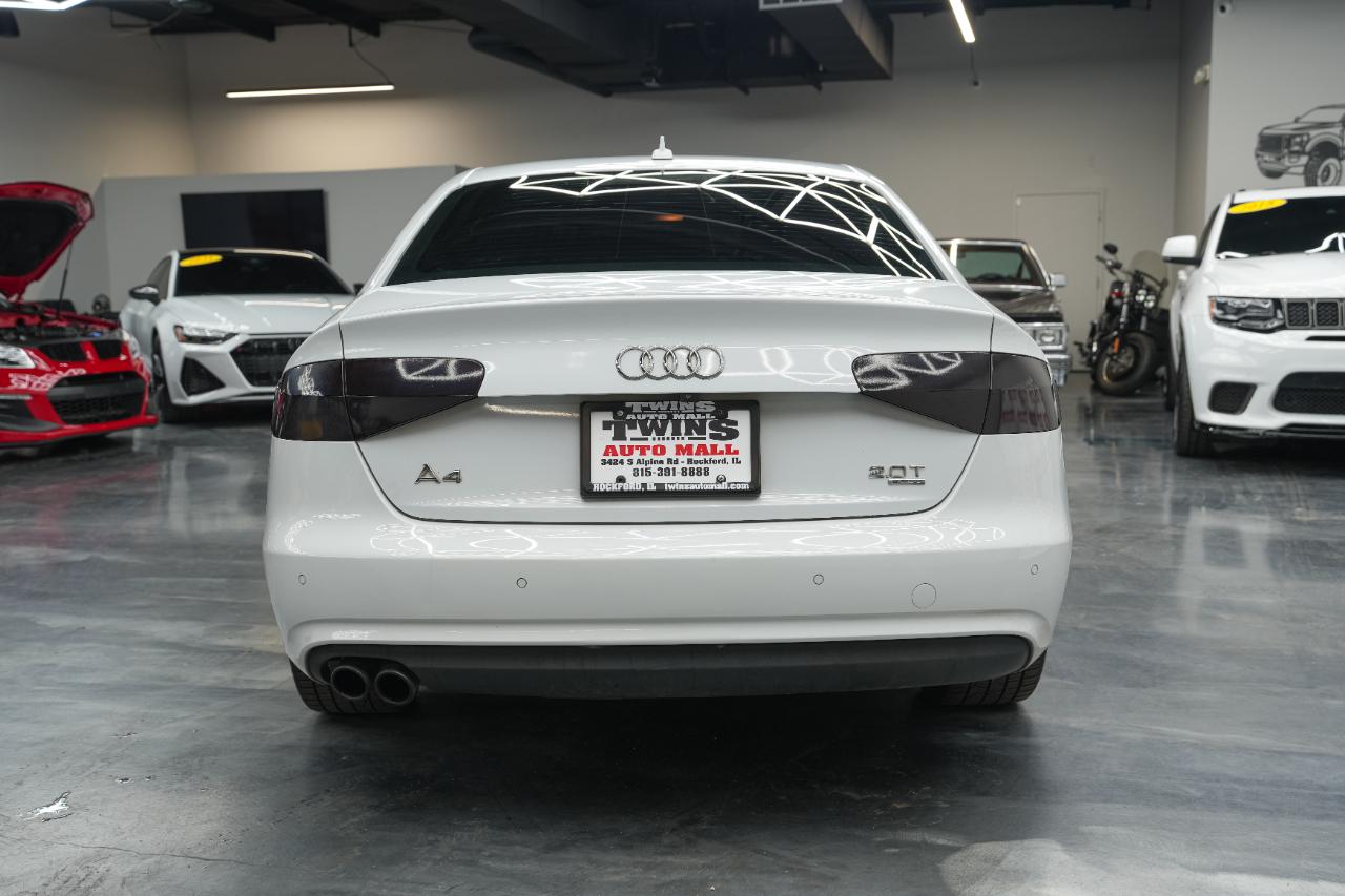 Audi A4 2.0T Premium Sedan quattro Manual 2013