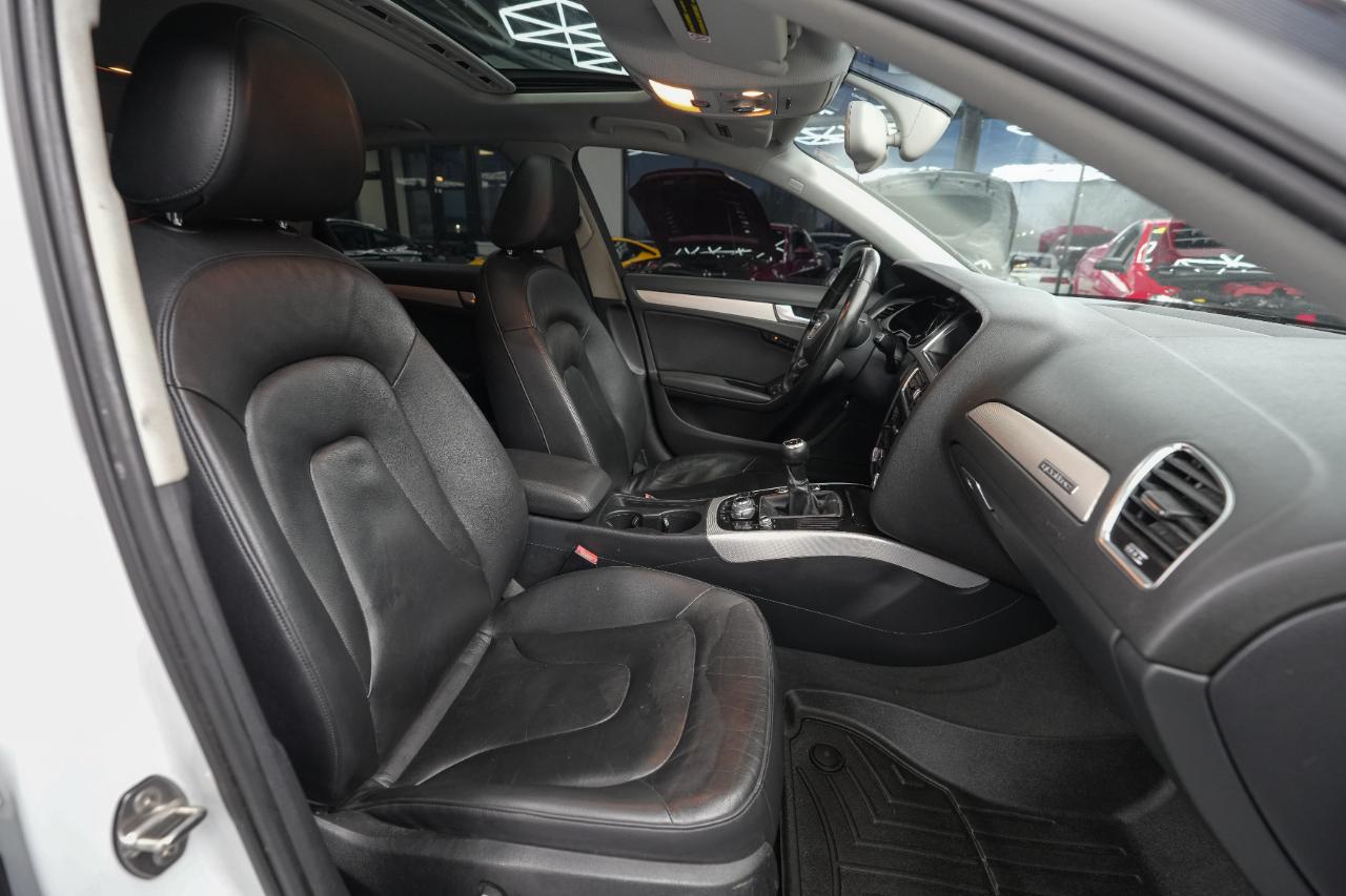 Audi A4 2.0T Premium Sedan quattro Manual 2013