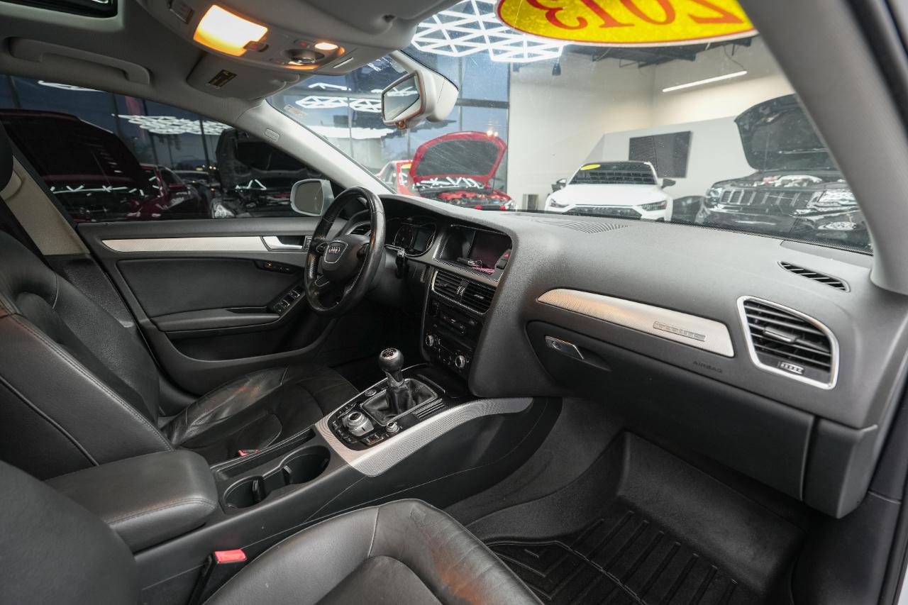 Audi A4 2.0T Premium Sedan quattro Manual 2013
