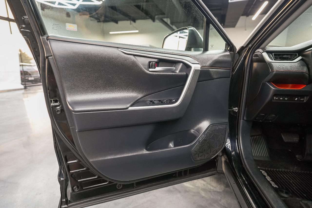 Toyota RAV4 Adventure AWD 2019