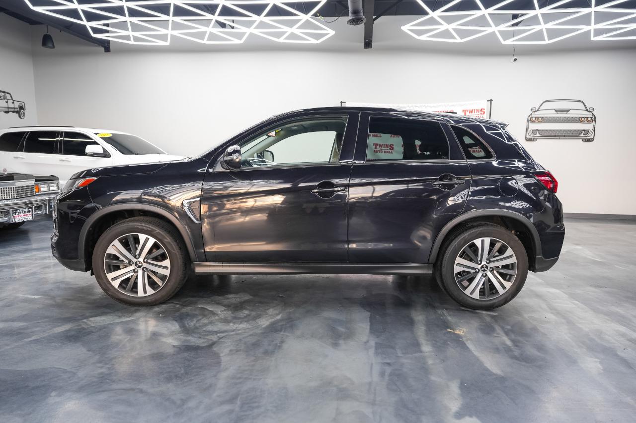 Mitsubishi Outlander Sport 2.0 ES 4WD 2024