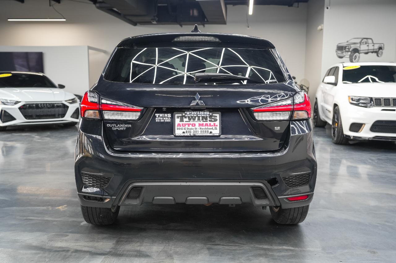 Mitsubishi Outlander Sport 2.0 ES 4WD 2024