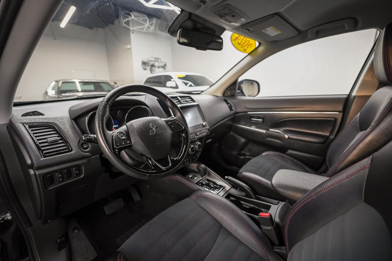 Mitsubishi Outlander Sport 2.0 ES 4WD 2024