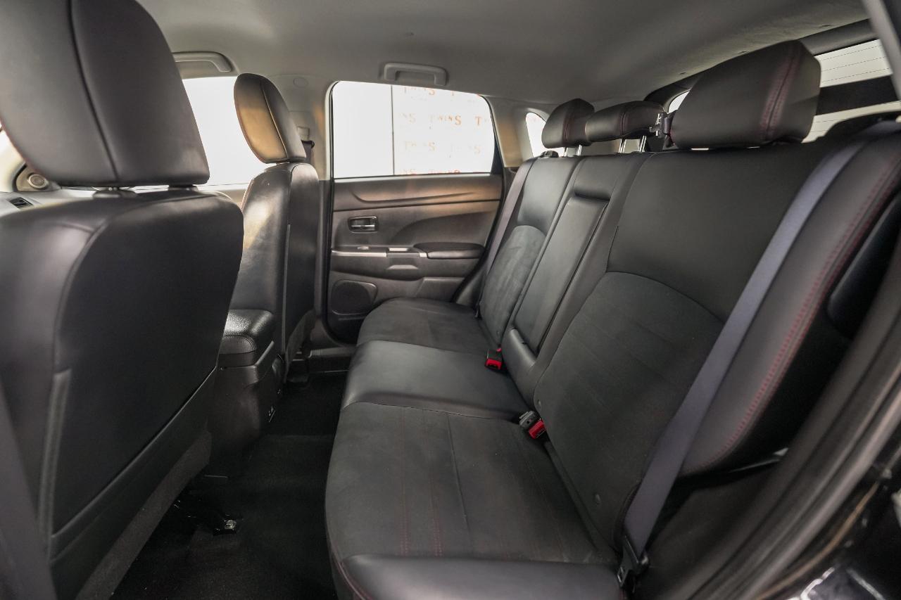 Mitsubishi Outlander Sport 2.0 ES 4WD 2024