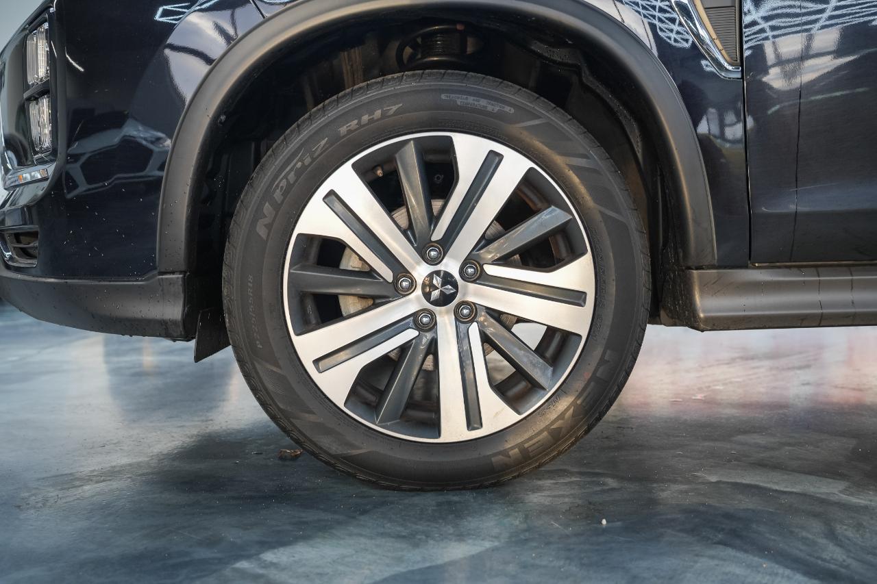 Mitsubishi Outlander Sport 2.0 ES 4WD 2024