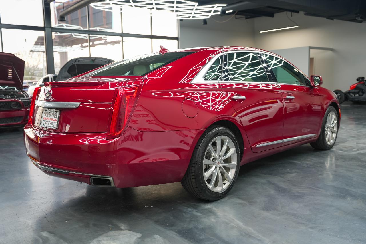 Cadillac XTS  2014
