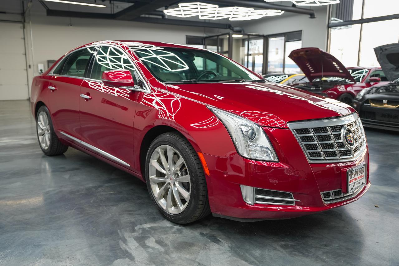 Cadillac XTS  2014