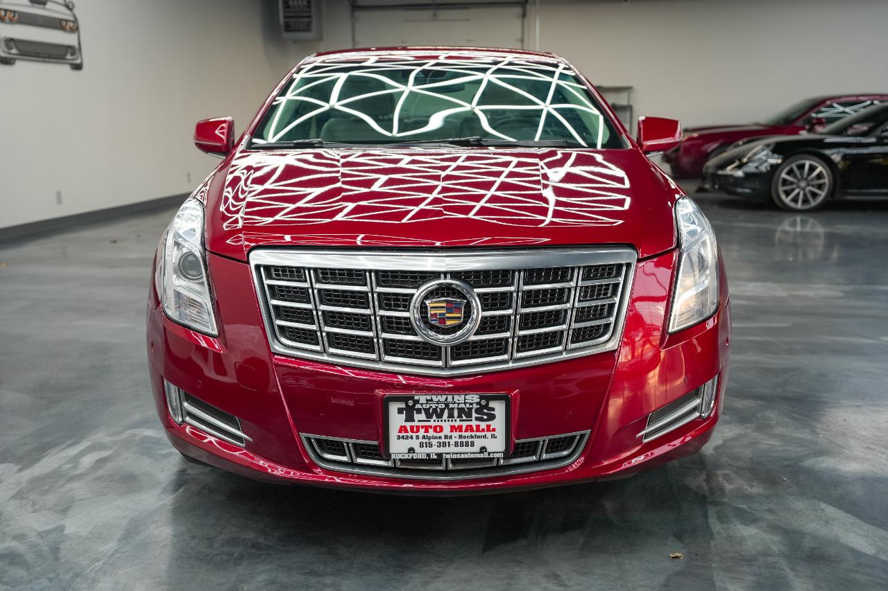 Cadillac XTS  2014
