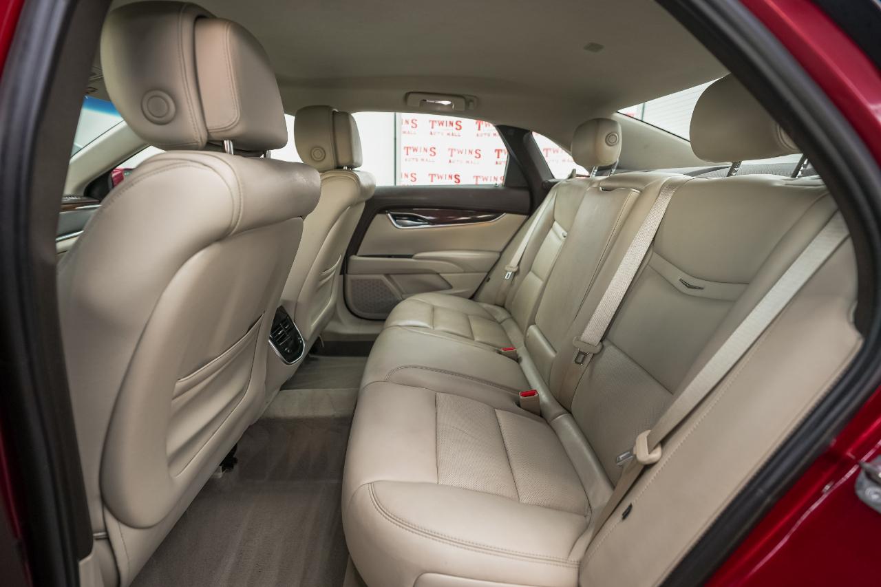 Cadillac XTS  2014