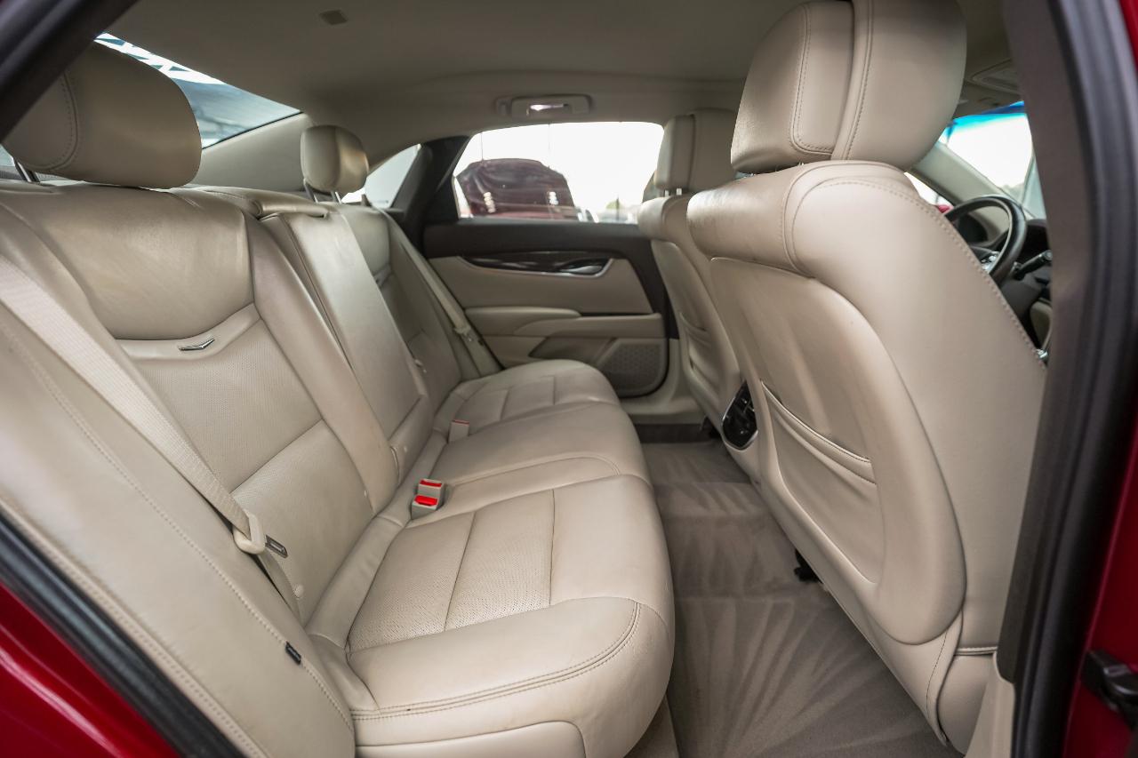 Cadillac XTS  2014