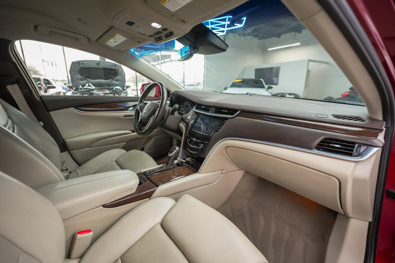 Cadillac XTS  2014
