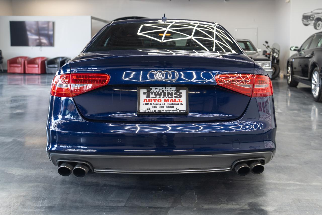 Audi S4 Sedan quattro S tronic 2013