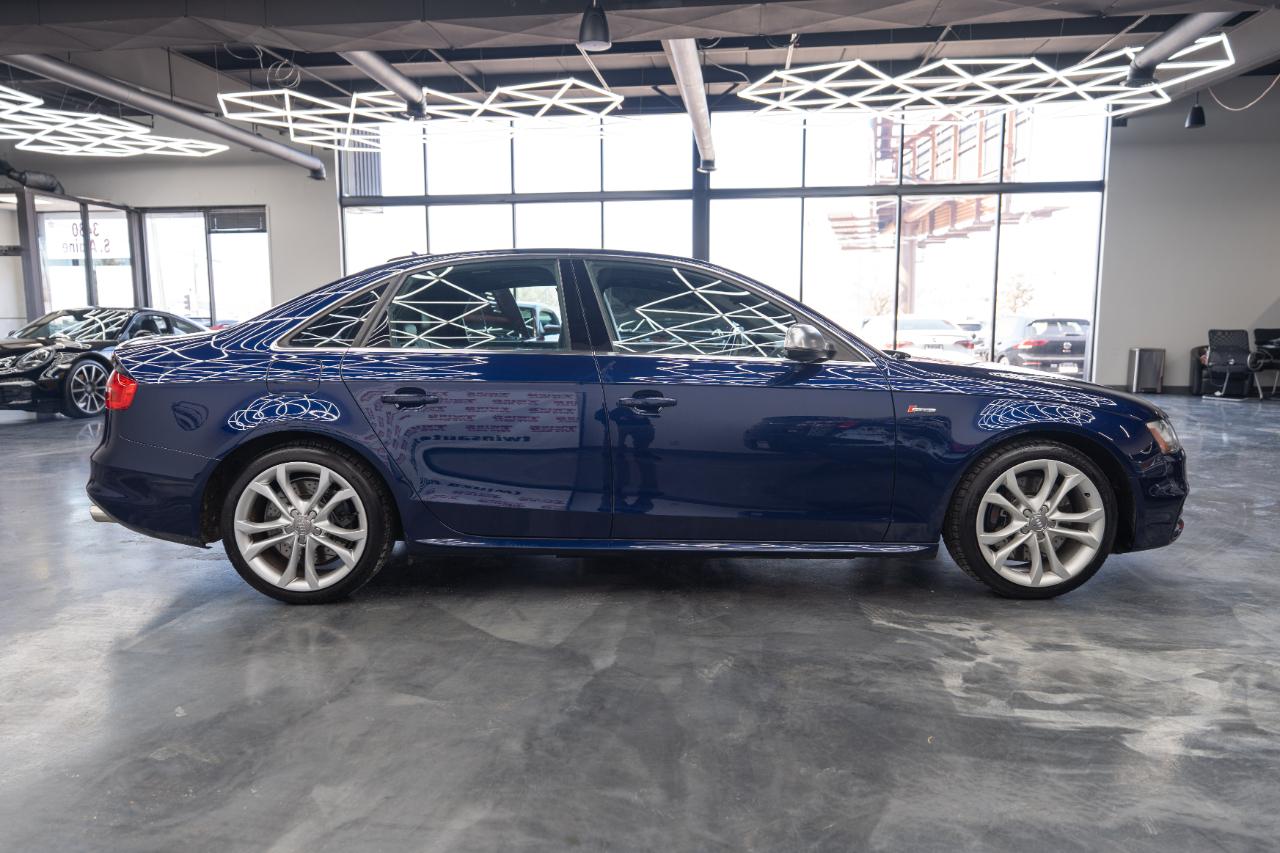 Audi S4 Sedan quattro S tronic 2013