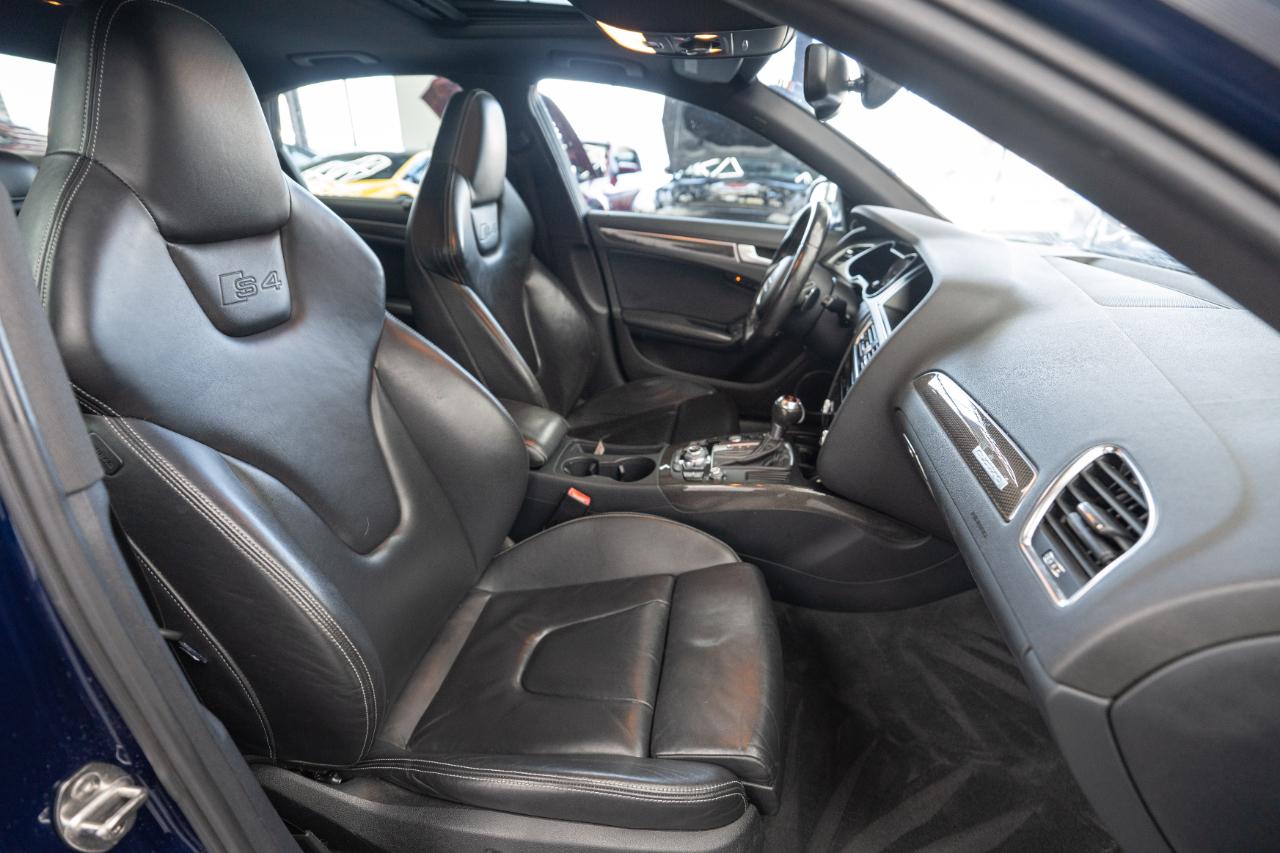 Audi S4 Sedan quattro S tronic 2013