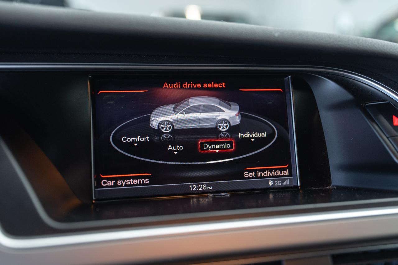 Audi S4 Sedan quattro S tronic 2013