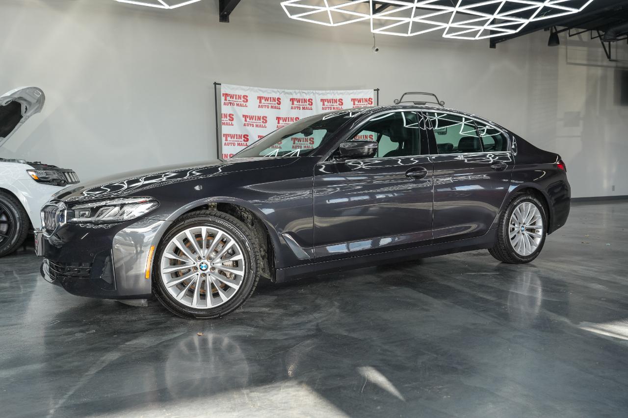 BMW 5-Series 530i xDrive 2021