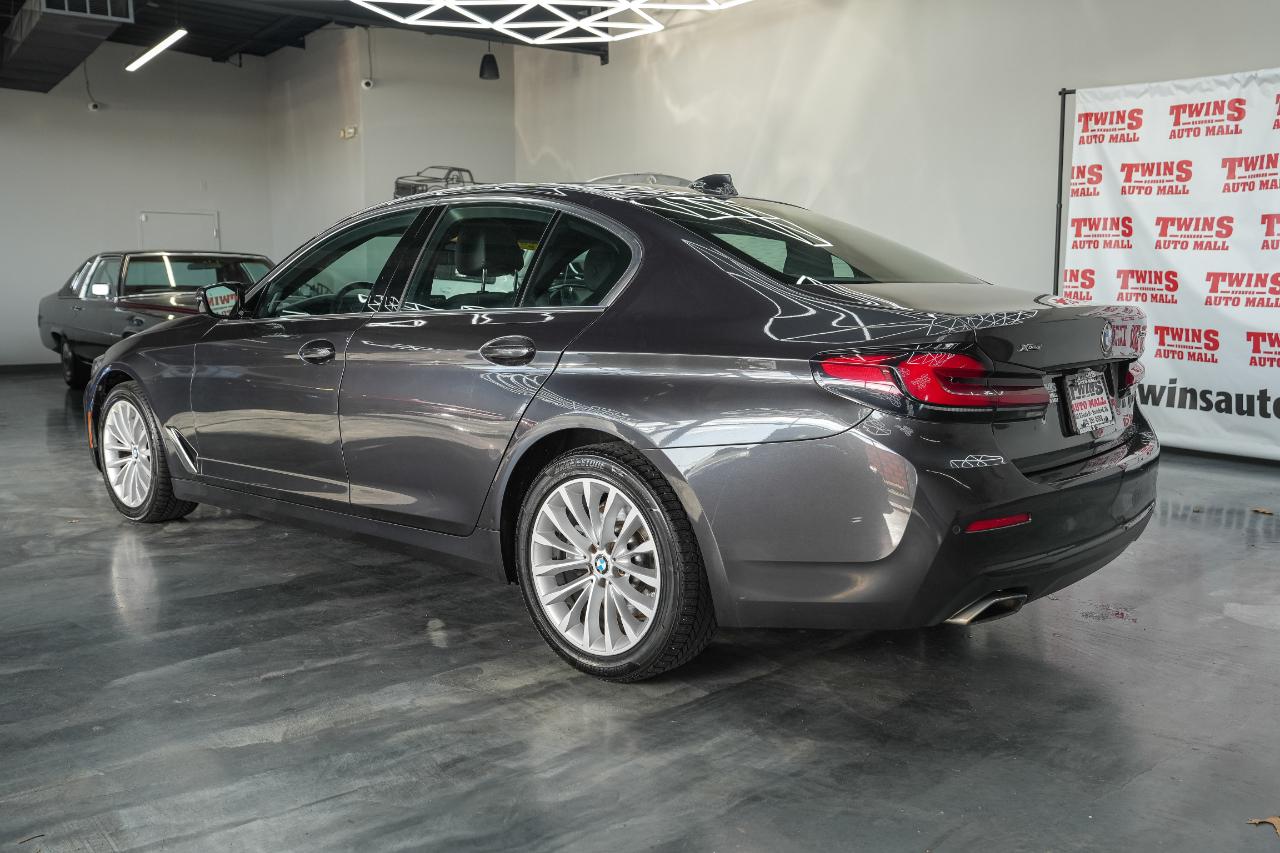 BMW 5-Series 530i xDrive 2021