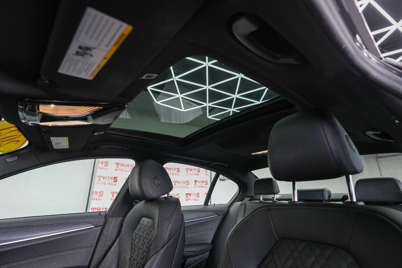 BMW 5-Series 530i xDrive 2021