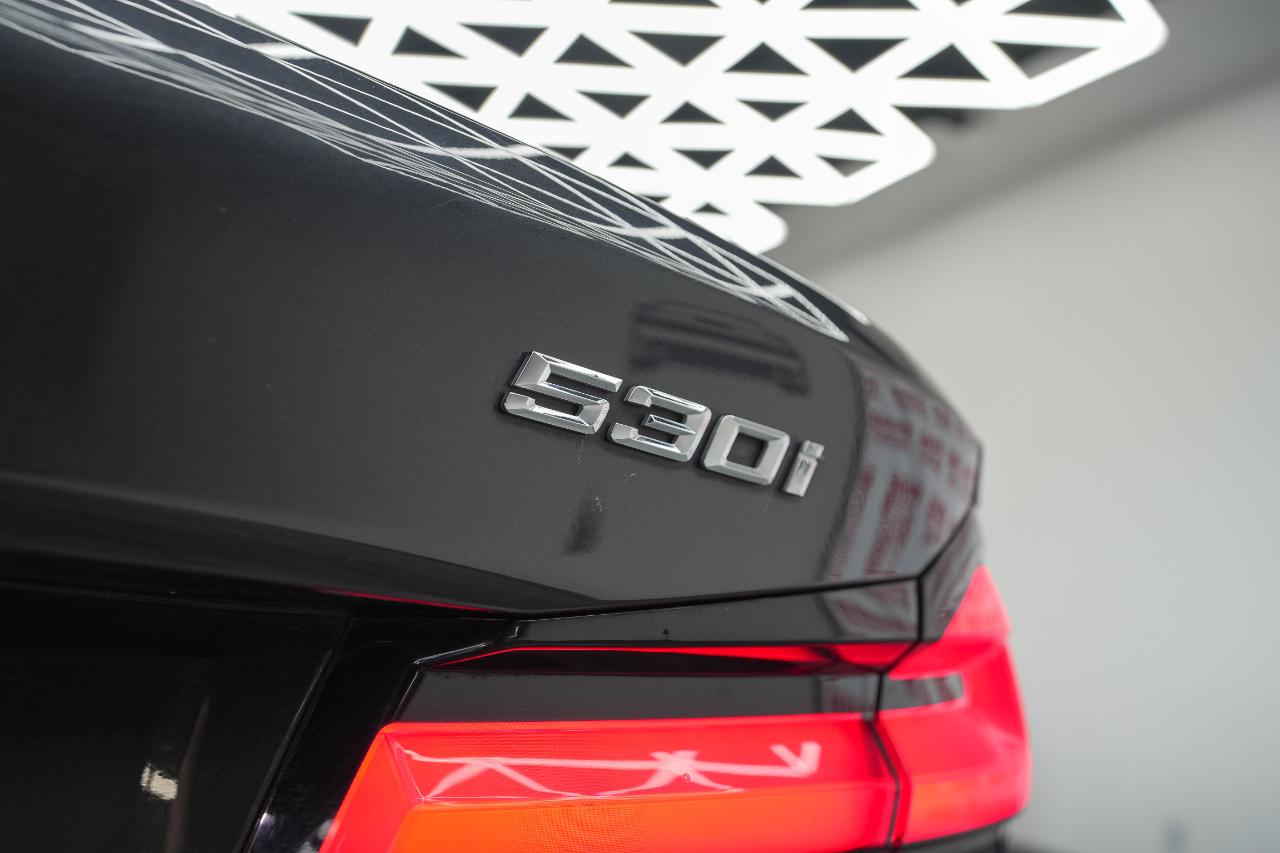 BMW 5-Series 530i xDrive 2021