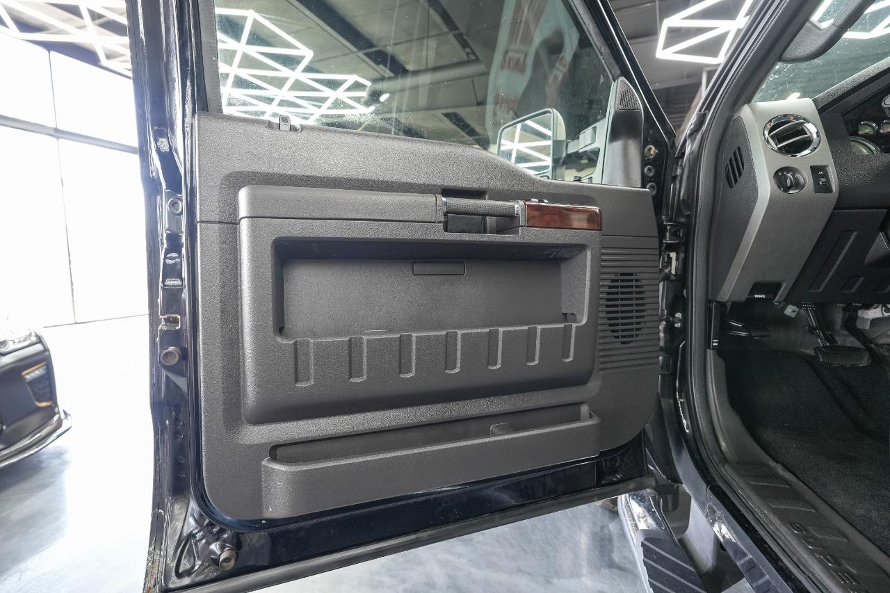 Ford F-350 SD Lariat Crew Cab 4WD 2010