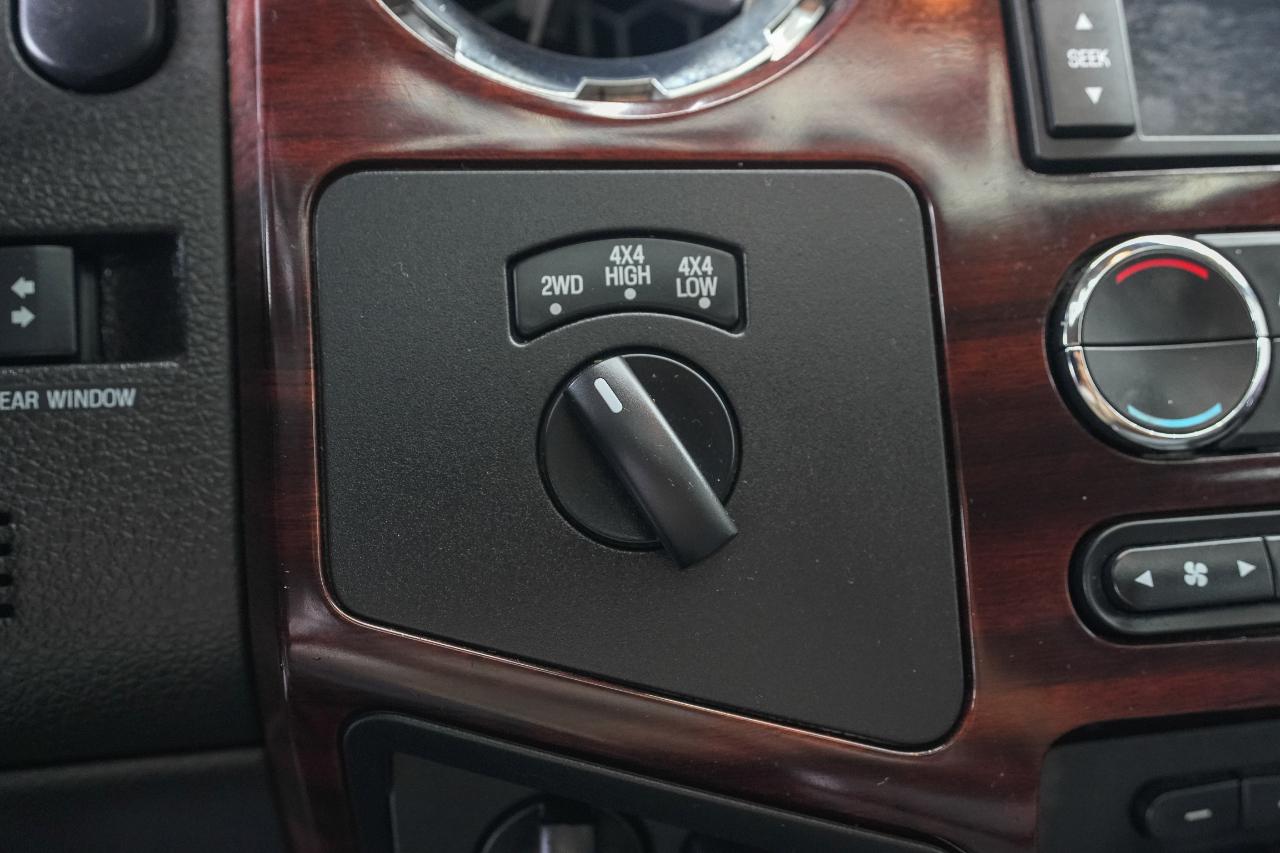 Ford F-350 SD Lariat Crew Cab 4WD 2010