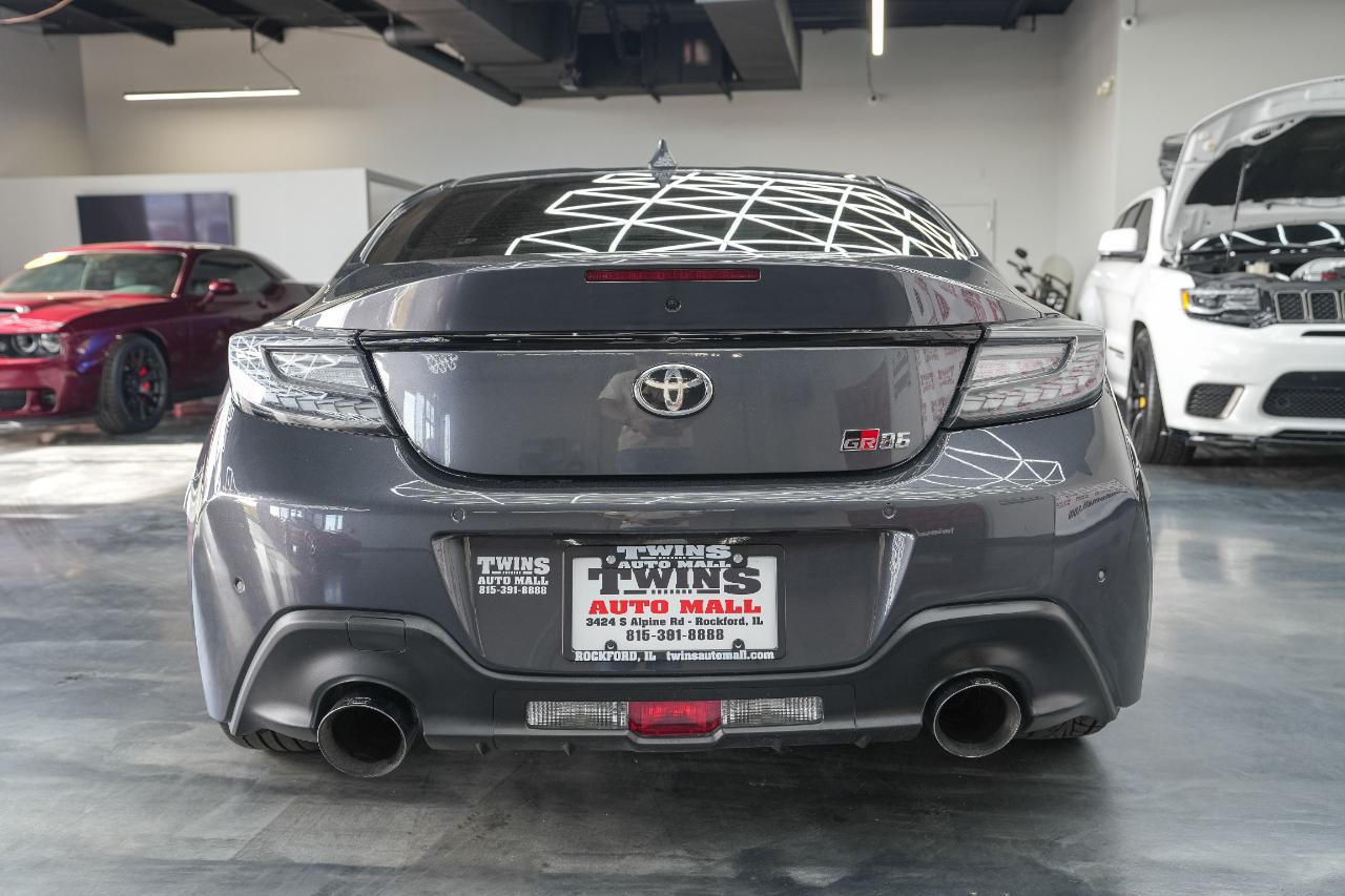 Toyota GR86 Base 6A 2023