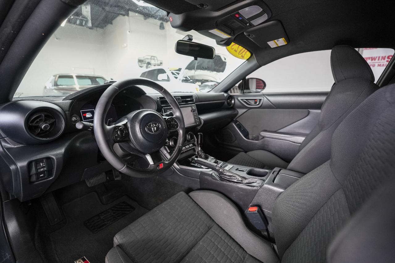 Toyota GR86 Base 6A 2023